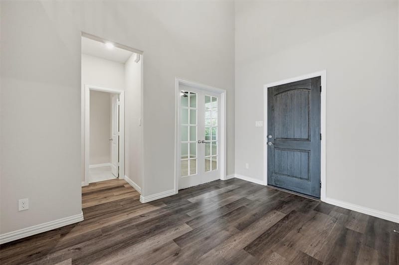705 Ray Street, Sherman TX 75090 - Photo 9