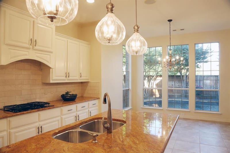 8317 Victoria Lane, Lantana TX 76226 - Photo 13