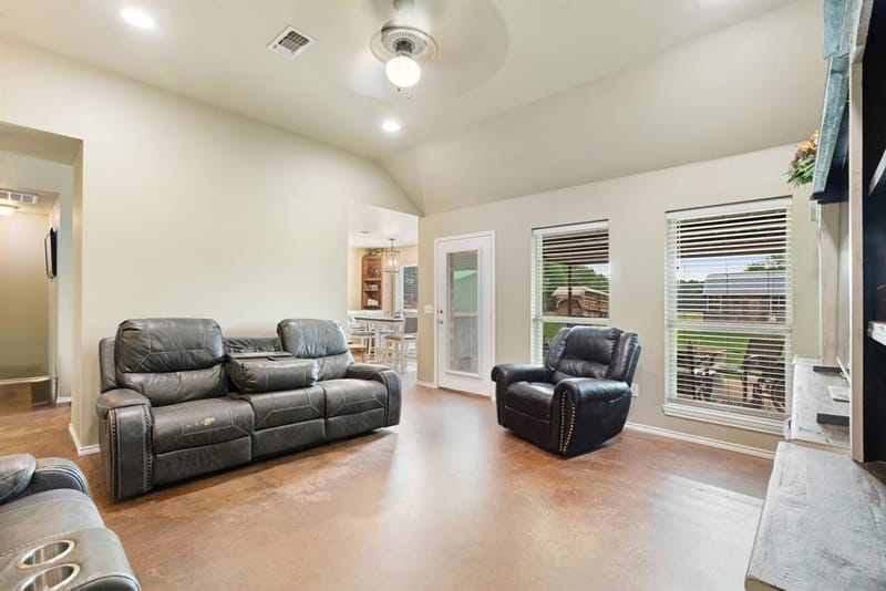 1890 County Road 34520, Sumner TX 75486 - Photo 6