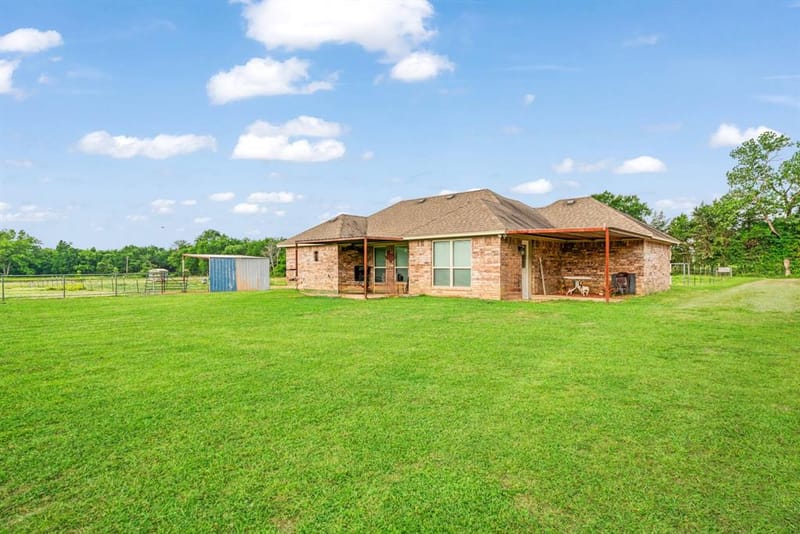 1890 County Road 34520, Sumner TX 75486 - Photo 4