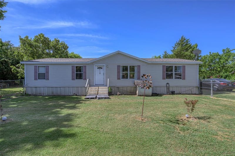 428 Pennell Road, Sherman TX 75090 - Photo 2