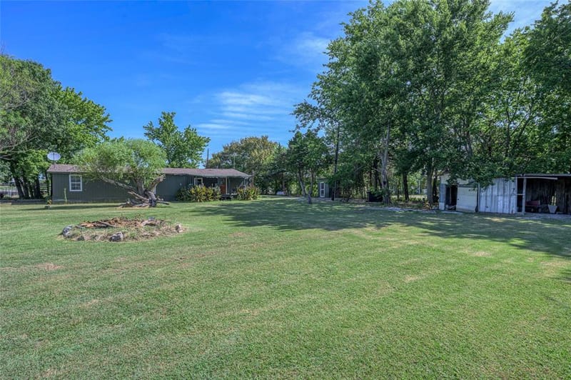 428 Pennell Road, Sherman TX 75090 - Photo 4