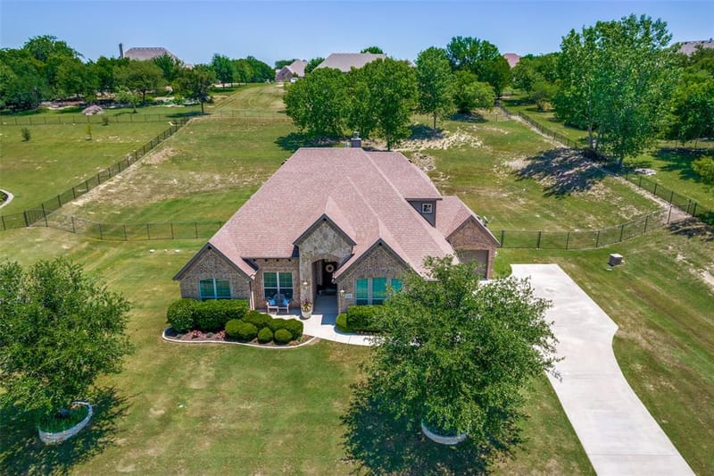 10248 Mustang Wells Drive, Fort Worth TX 76126 - Photo 6