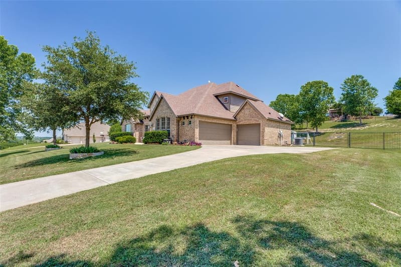 10248 Mustang Wells Drive, Fort Worth TX 76126 - Photo 7