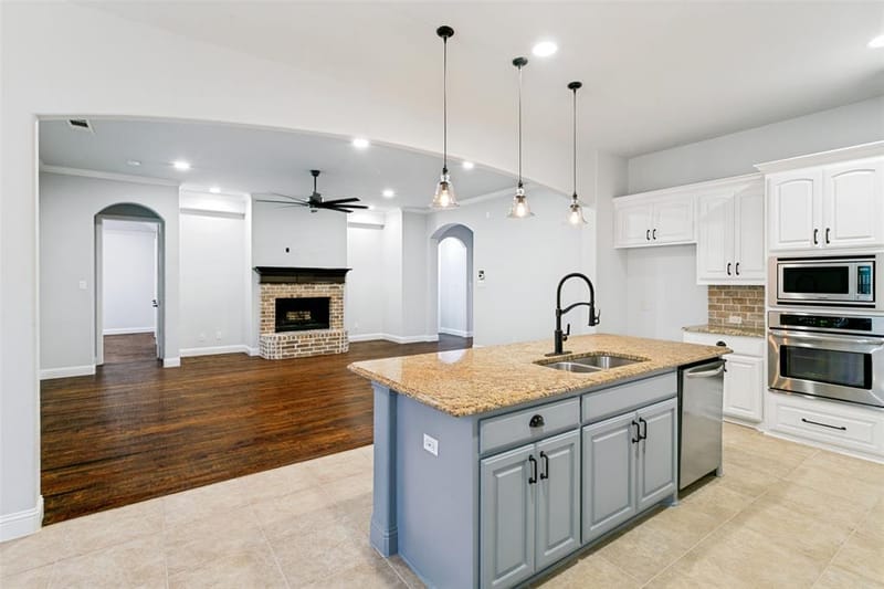 10248 Mustang Wells Drive, Fort Worth TX 76126 - Photo 15