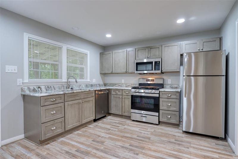 1545 Reuter Avenue, Waco TX 76708 - Photo 14