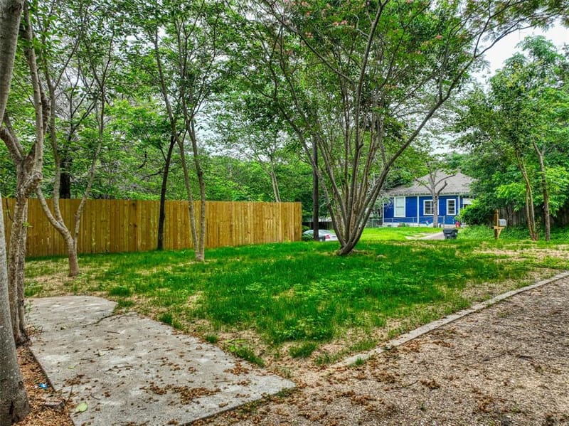1545 Reuter Avenue, Waco TX 76708 - Photo 4