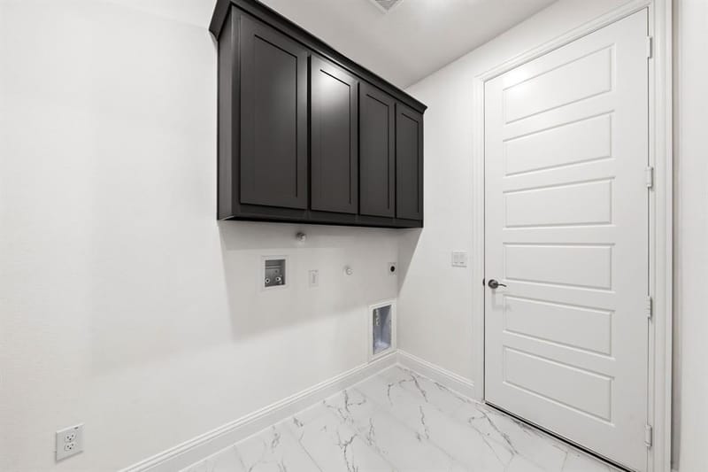 819 Beverly Drive, Grapevine TX 76051 - Photo 6