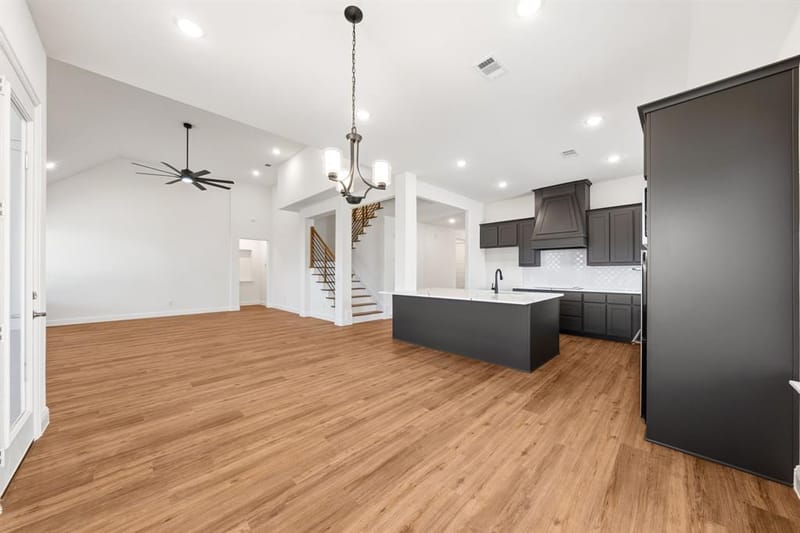 819 Beverly Drive, Grapevine TX 76051 - Photo 12