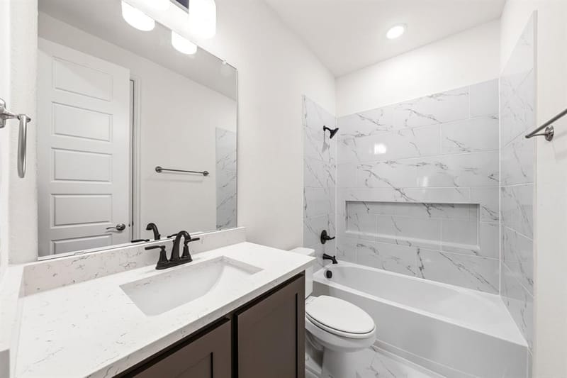 819 Beverly Drive, Grapevine TX 76051 - Photo 5