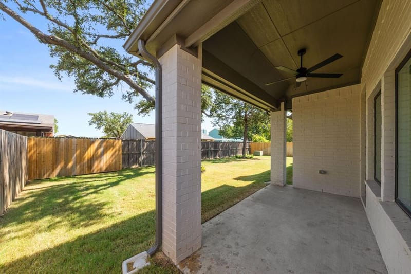 819 Beverly Drive, Grapevine TX 76051 - Photo 33