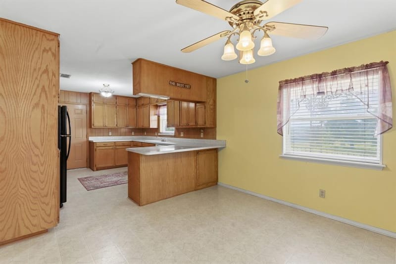 3523 E Highway 199, Springtown TX 76082 - Photo 13