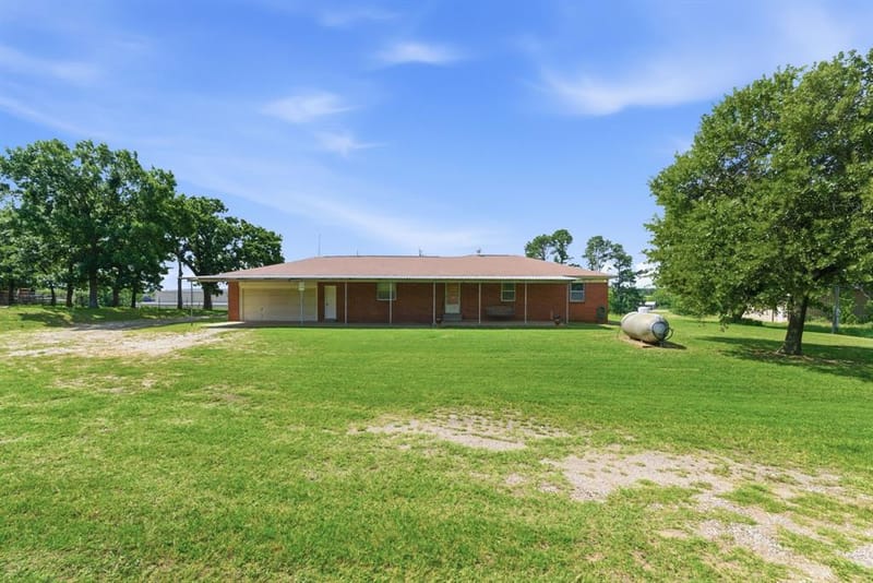 3523 E Highway 199, Springtown TX 76082 - Photo 26