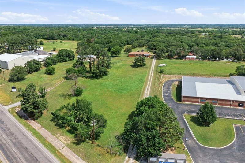 3523 E Highway 199, Springtown TX 76082 - Photo 34