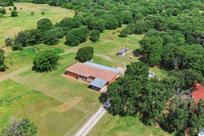 3523 E Highway 199, Springtown TX 76082 - Photo 31
