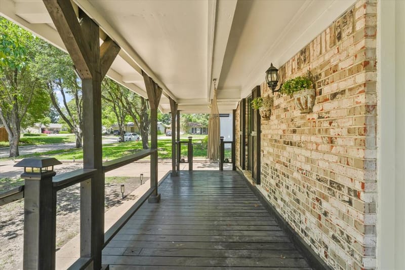 2795 Beechmont Drive, Dallas TX 75228 - Photo 4