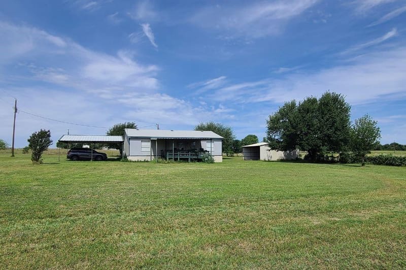 1244 County Road 4680, Boyd TX 76023 - Photo 2