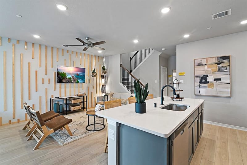 259 Territory Trail # 20, Fort Worth TX 76120 - Photo 6