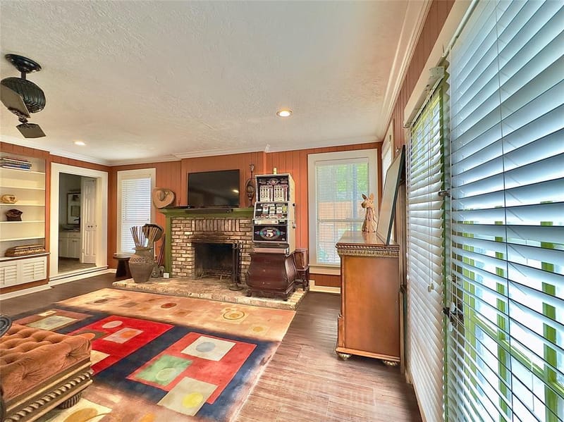 605 Davis Street S, Sulphur Springs TX 75482 - Photo 22