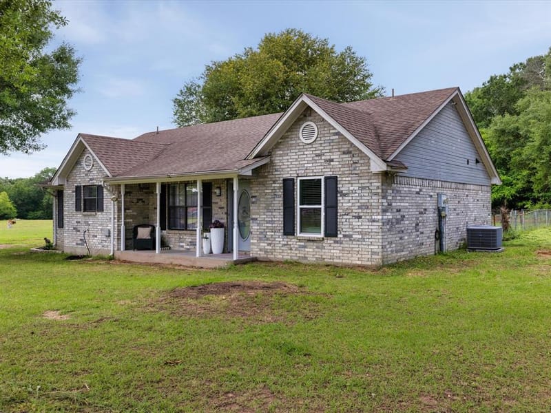 300 Rs County Road 3367, Emory TX 75440 - Photo 3