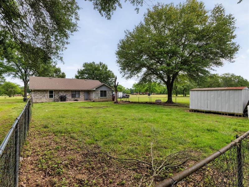 300 Rs County Road 3367, Emory TX 75440 - Photo 36