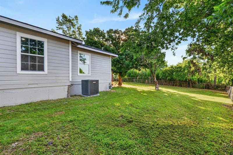 2006 SE 20th Street, Mineral Wells TX 76067 - Photo 19