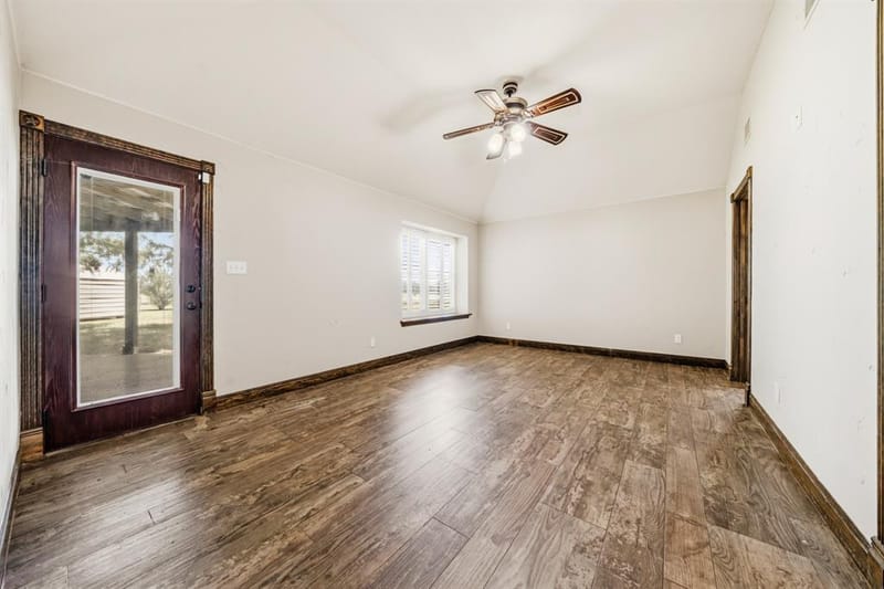 716 Retoma Park Drive, Robinson TX 76706 - Photo 16