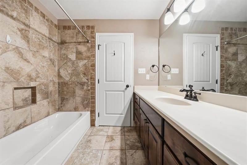 716 Retoma Park Drive, Robinson TX 76706 - Photo 29