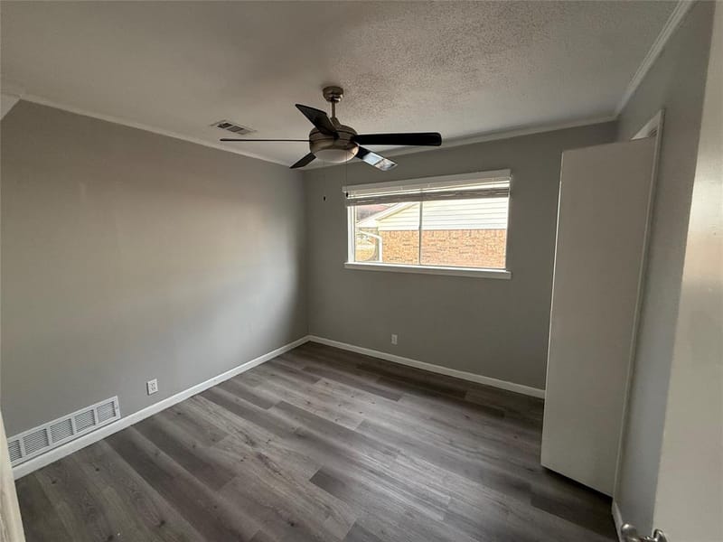 415 W Highland Drive, Whitewright TX 75491 - Photo 24