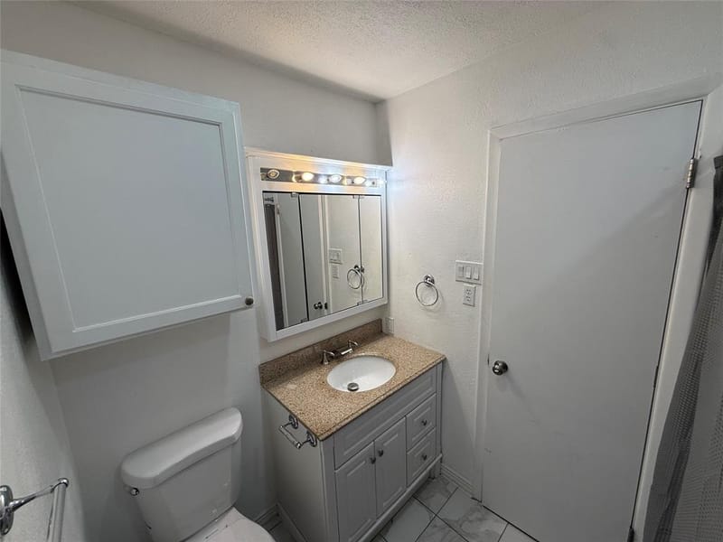 415 W Highland Drive, Whitewright TX 75491 - Photo 18