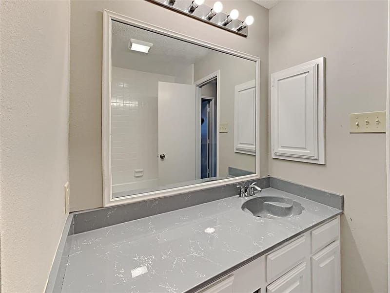 3404 Vine Ridge, Bedford TX 76021 - Photo 15