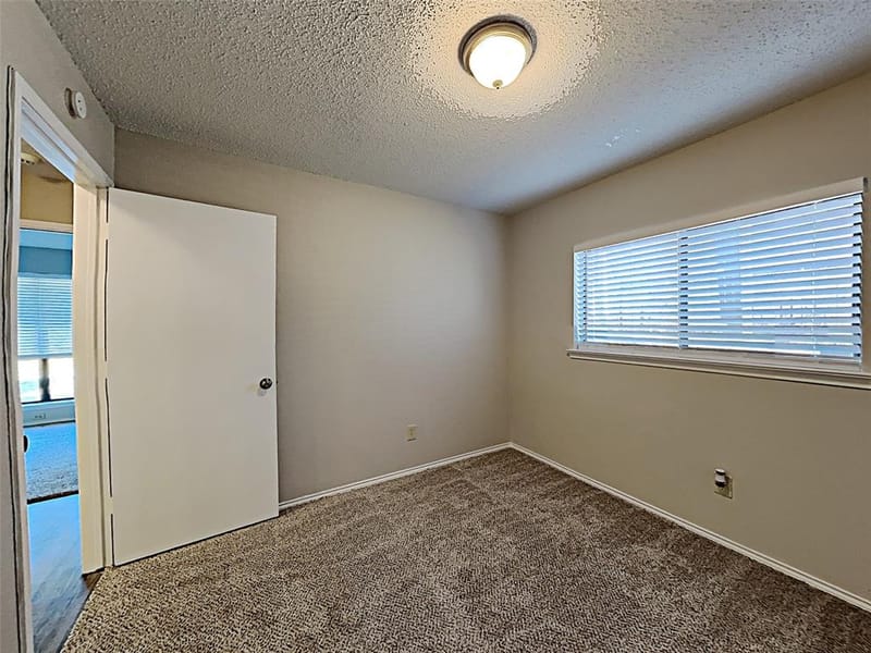 3404 Vine Ridge, Bedford TX 76021 - Photo 4
