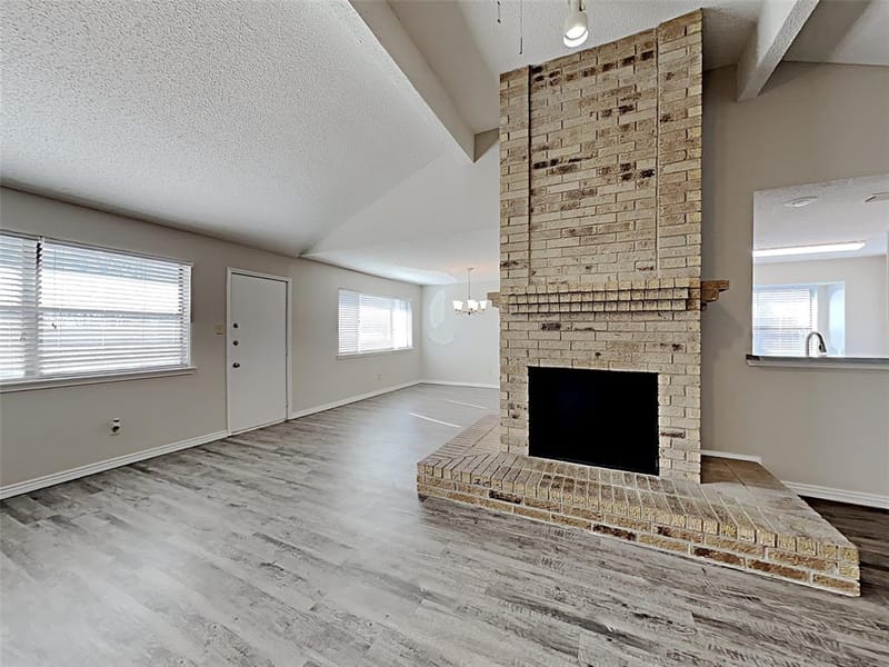 3404 Vine Ridge, Bedford TX 76021 - Photo 8