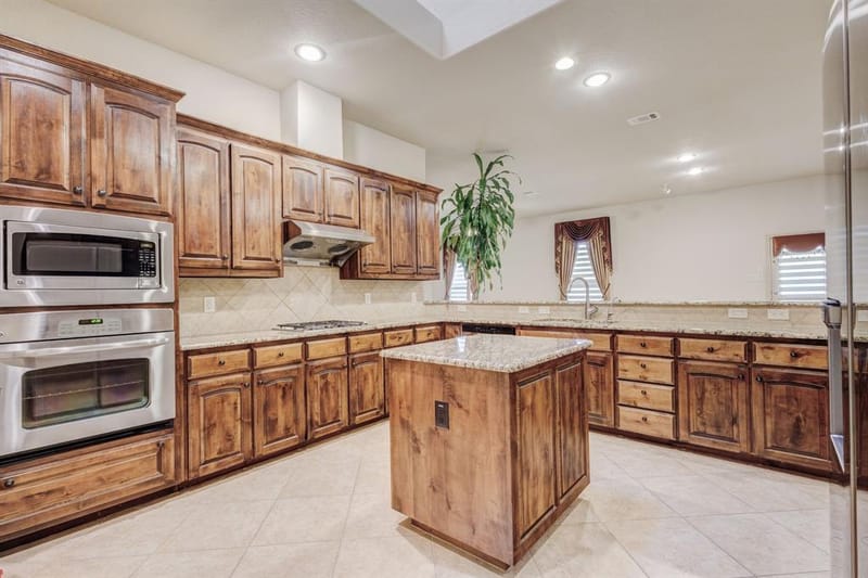 1004 Keats Drive, DeSoto TX 75115 - Photo 12