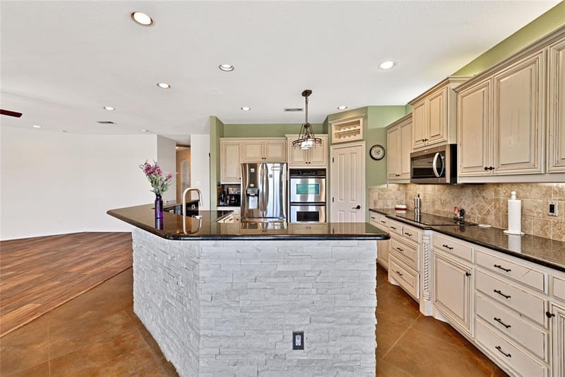 4031 Burleson Retta Road, Burleson TX 76028 - Photo 16