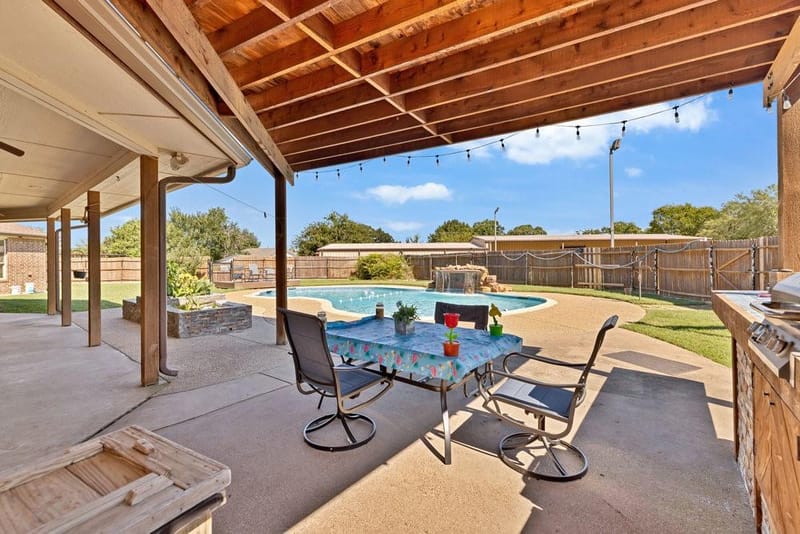 4031 Burleson Retta Road, Burleson TX 76028 - Photo 10