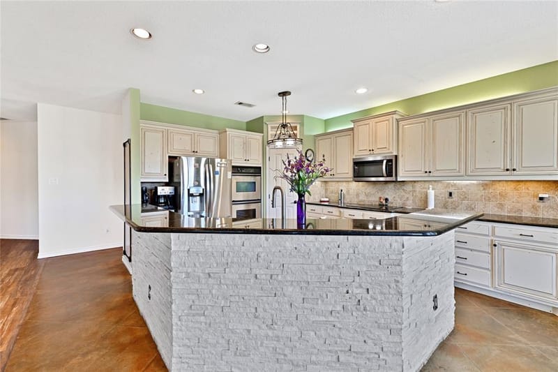4031 Burleson Retta Road, Burleson TX 76028 - Photo 15