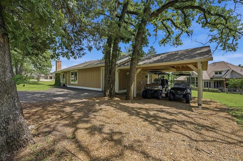 100 Cayuga Cove, Lake Kiowa TX 76240 - Photo 5