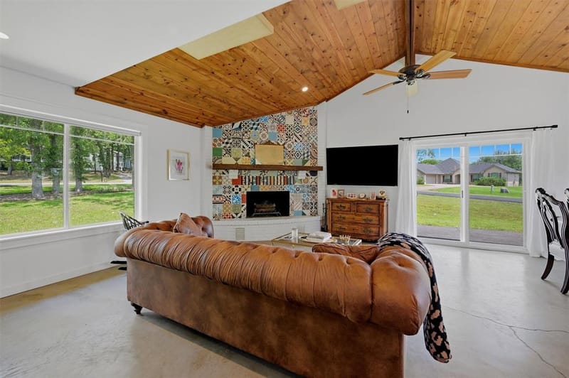 100 Cayuga Cove, Lake Kiowa TX 76240 - Photo 10