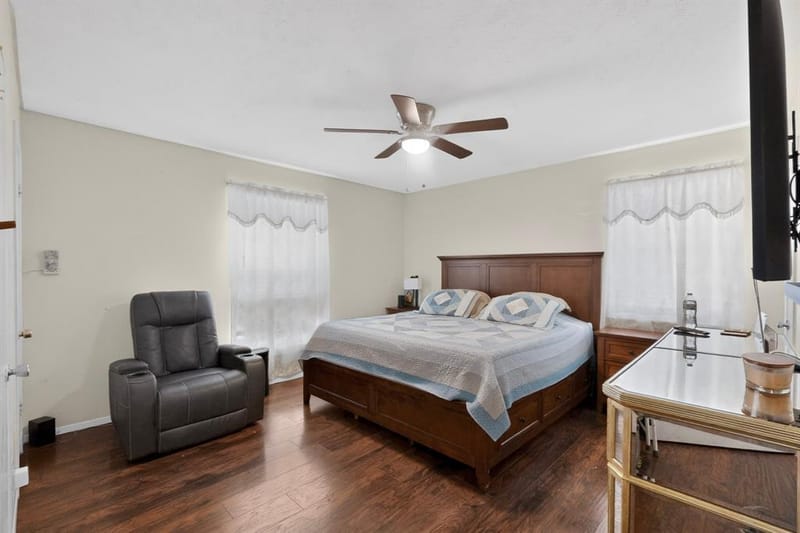 8927 Beckley View Avenue, Dallas TX 75232 - Photo 9