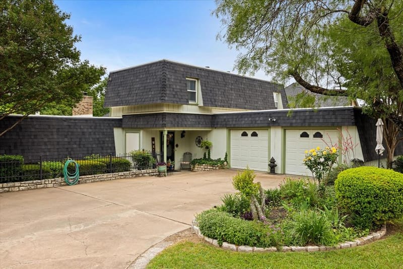 5007 Comanche Drive, Granbury TX 76049