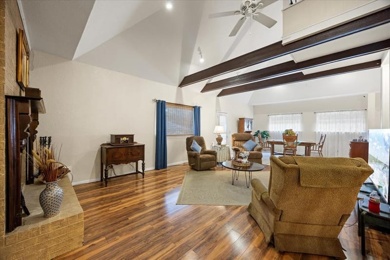5007 Comanche Drive, Granbury TX 76049 - Photo 8