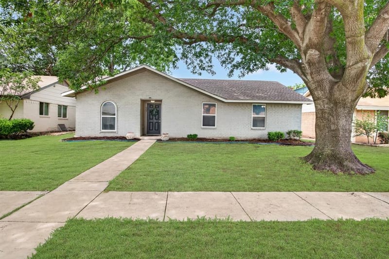 903 Grassy Glen Drive, Allen TX 75002 - Photo 4