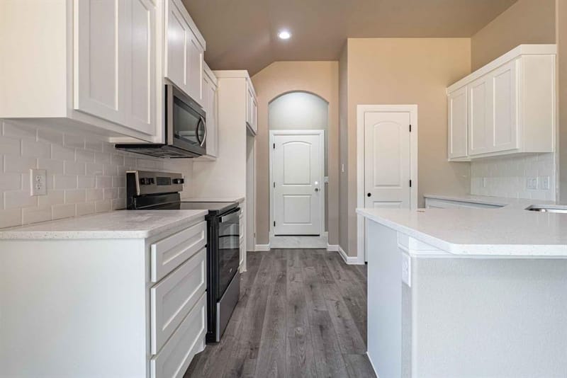 916 Mojave Trail, Granbury TX 76048 - Photo 12