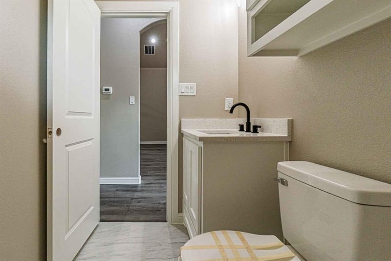 916 Mojave Trail, Granbury TX 76048 - Photo 32