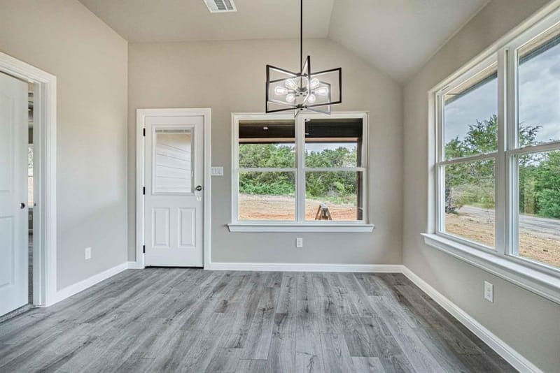 916 Mojave Trail, Granbury TX 76048 - Photo 10