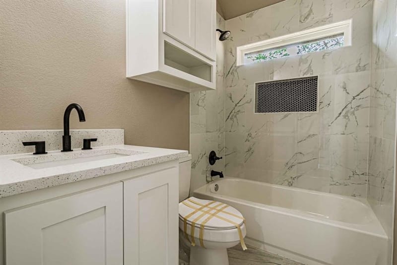 916 Mojave Trail, Granbury TX 76048 - Photo 31