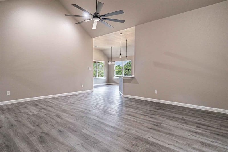 916 Mojave Trail, Granbury TX 76048 - Photo 8