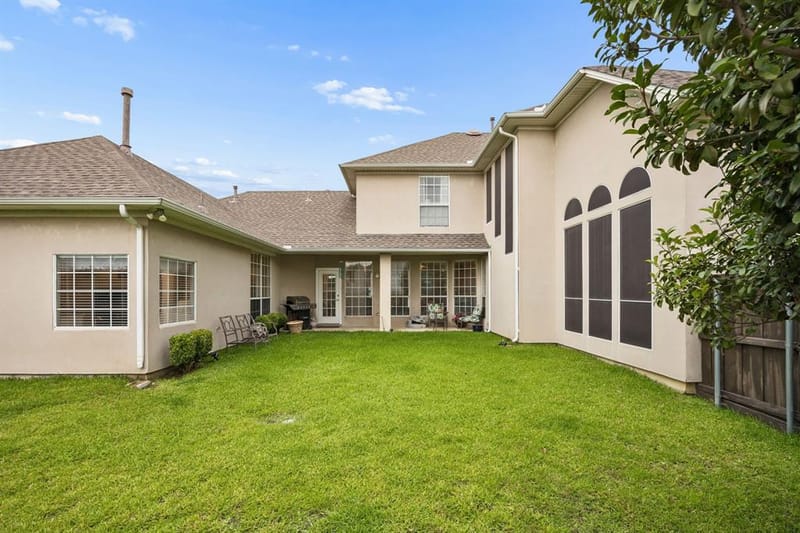 9705 Valley Lake Court, Irving TX 75063 - Photo 29