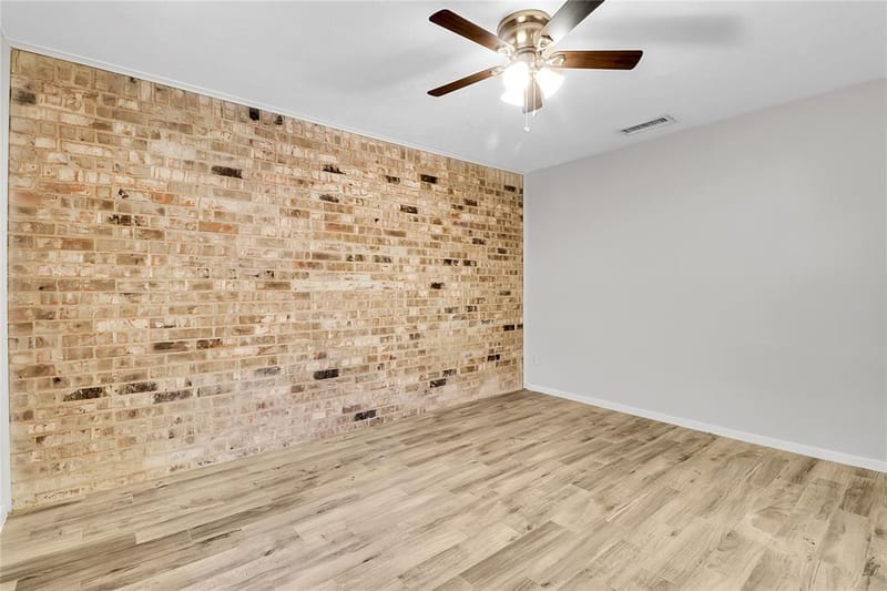 44 E Mountain Creek Drive, Grand Prairie TX 75052 - Photo 7